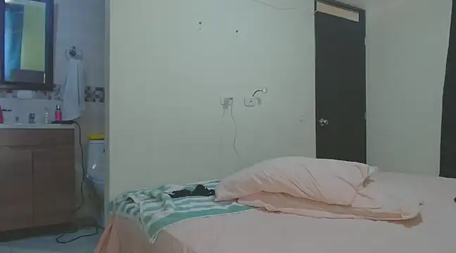 roxanasexy2025 online show from 03.12.25