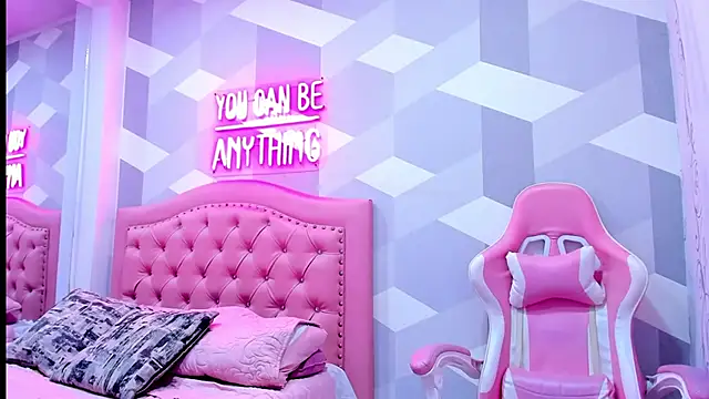 Snapshot of Gianna_Watson chatting on 03.03.25 Gianna Watson online show from 03.03.25