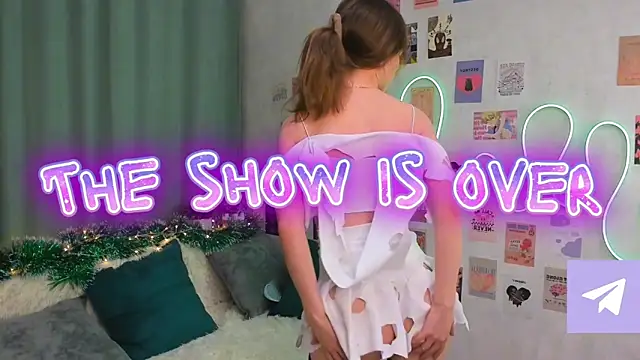 Snapshot of Dreamy_Polly chatting on 03.19.25 Dreamy Polly online show from 03.19.25