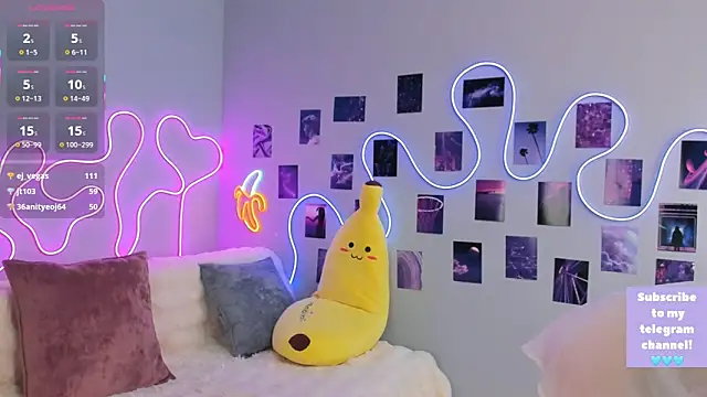 Snapshot of Dreamy_Polly chatting on 03.21.25 Dreamy Polly online show from 03.21.25