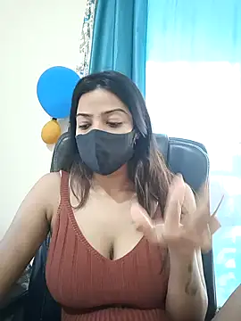 Snapshot of CRAZY__BITE chatting on 12.02.25 CRAZY BITE online show from 12.02.25