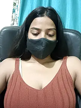 Snapshot of CRAZY__BITE chatting on 04.03.26 CRAZY BITE online show from 04.03.26