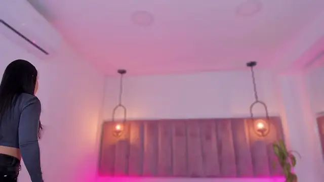 Snapshot of Haily_b chatting on 02.24.26 Haily b online show from 02.24.26