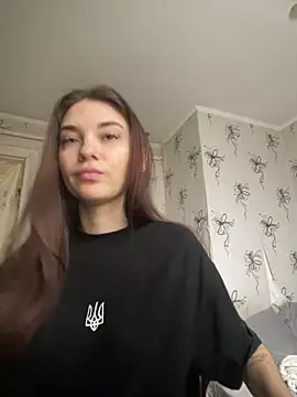 Snapshot of MrrKate chatting on 03.04.25 MrrKate online show from 03.04.25