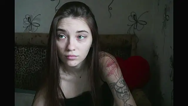 Snapshot of MrrKate chatting on 03.11.25 MrrKate online show from 03.11.25