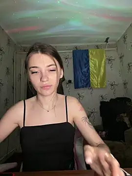 Snapshot of MrrKate chatting on 03.13.25 MrrKate online show from 03.13.25