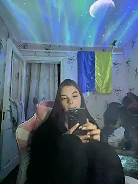 Snapshot of MrrKate chatting on 03.14.25 MrrKate online show from 03.14.25