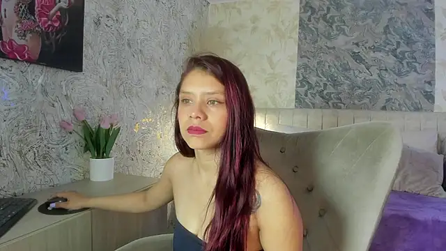 Arianaa collins online show from 11.05.25