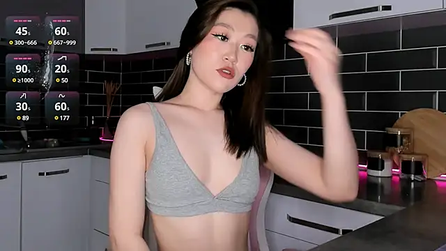 ShaiyaMinn3 online show from 03.16.25