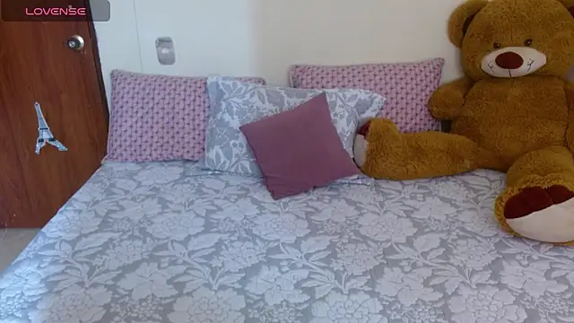 Pamela Skyangels online show from 09.26.25