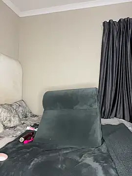 Snapshot of PrincessTamara chatting on 02.10.26 PrincessTamara online show from 02.10.26