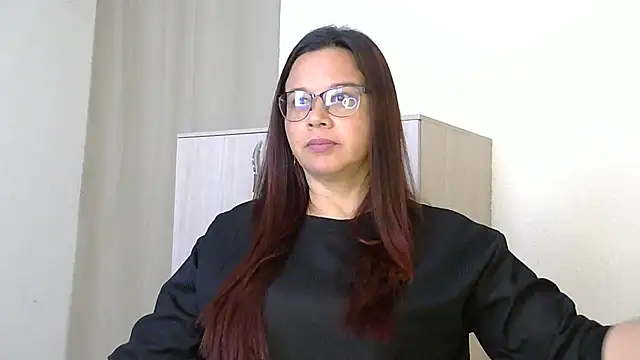 Snapshot of Novata chatting on 10.12.25 Novata online show from 10.12.25