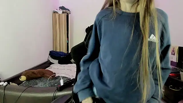 bekkawell online show from 10.20.25