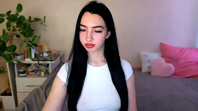 WildKittenX  online show from 06.25.26
