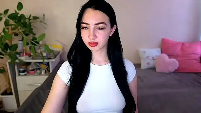 WildKittenX  online show from 06.28.26
