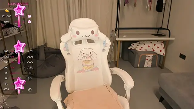 Snapshot of ka00ru_chan chatting on 10.03.25 ka00ru chan online show from 10.03.25
