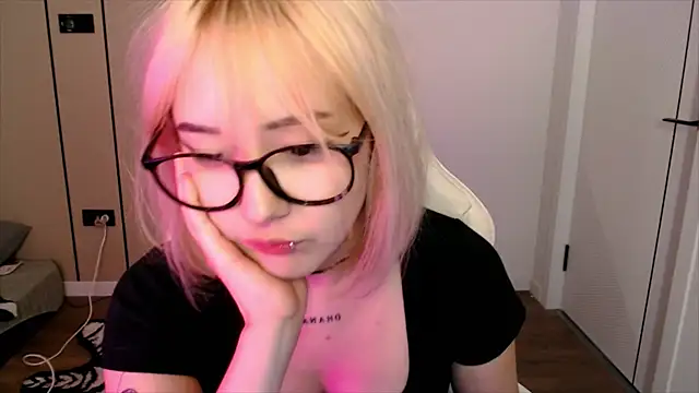 Snapshot of ka00ru_chan chatting on 07.21.26 ka00ru chan online show from 07.21.26