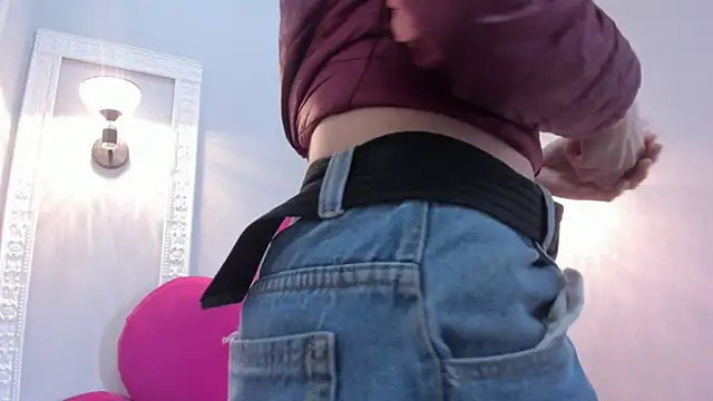 Bonniie 22 online show from 10.23.25