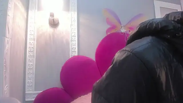 Bonniie 22 online show from 11.19.25