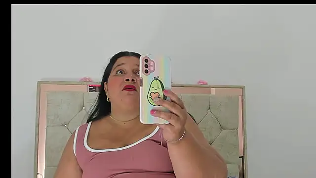 Snapshot of LunaaSweett chatting on 01.07.26 LunaaSweett online show from 01.07.26