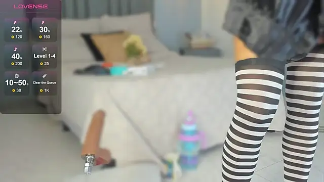 Sienna miller 27 online show from 09.13.25