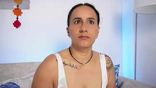 Sara Charmy online show from 03.06.26