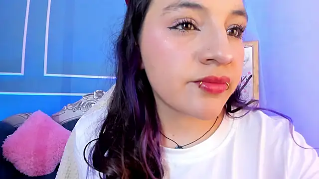 TaraTaylorr online show from 04.05.26