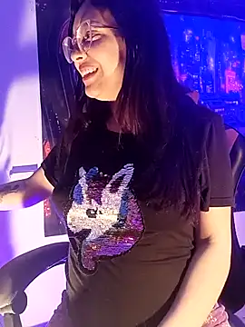 Snapshot of MiaStarts chatting on 12.03.25 MiaStarts online show from 12.03.25