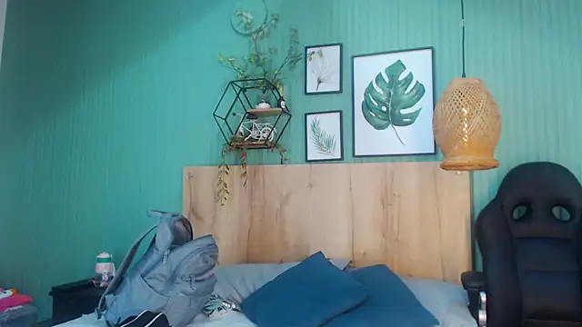 yessila parker online show from 12.04.25