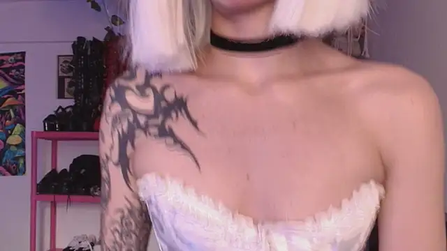  mollycrystal online show from 03.19.26