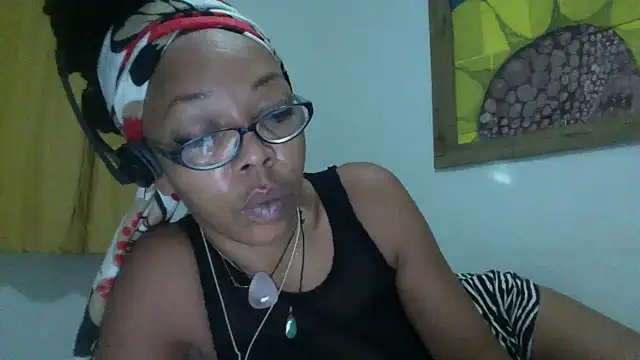 Ladyzee25 online show from 09.23.25