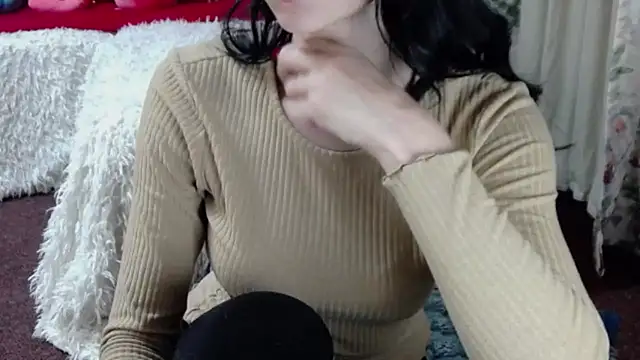 Maddison Summer online show from 12.21.25