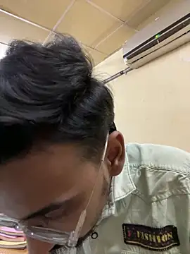 Snapshot of hypersexdriveboi chatting on 09.11.25 hypersexdriveboi online show from 09.11.25