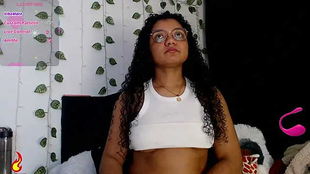 Snapshot of victtoria_cane63 chatting on 06.03.26 victtoria cane63 online show from 06.03.26