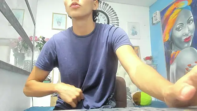 Snapshot of heiker_ chatting on 03.03.25 heiker online show from 03.03.25