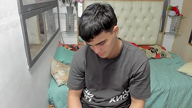 heiker  online show from 11.09.25