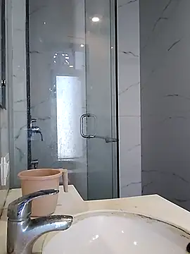 freakydesi online show from 12.15.25