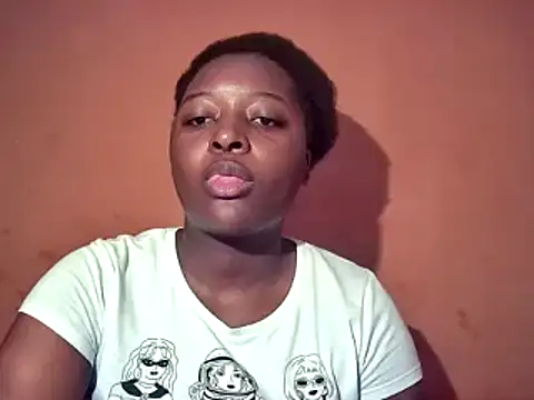 Snapshot of sexyhips2001 chatting on 11.02.25 sexyhips2001 online show from 11.02.25