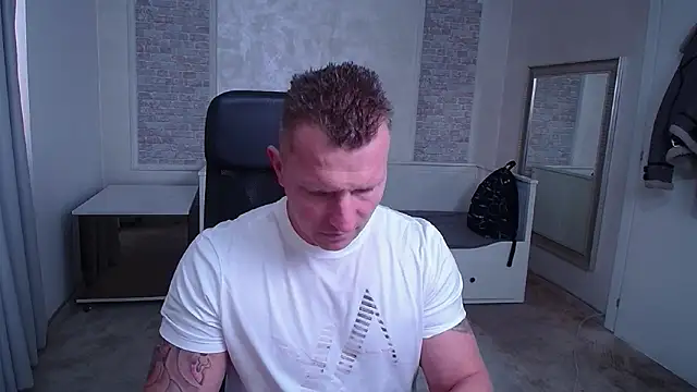 RomeoMalcolm online show from 03.21.25