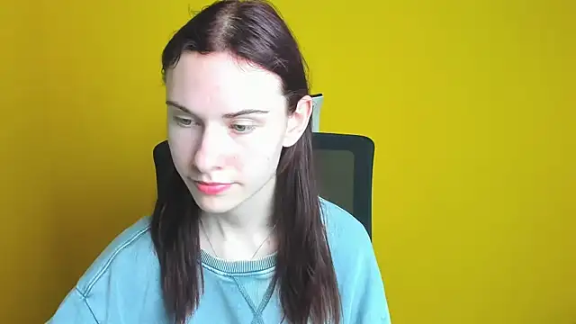 Fiona Night online show from 03.15.25