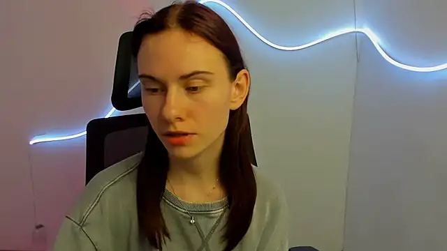 Fiona Night online show from 03.20.25