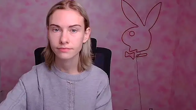 Fiona Night online show from 10.25.25