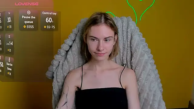 Fiona Night online show from 12.16.25