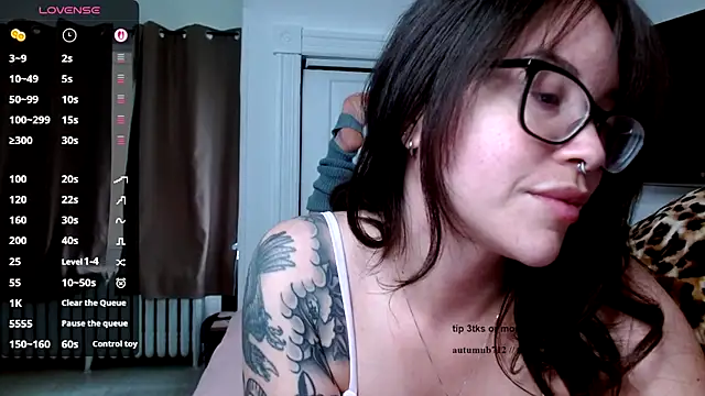 Snapshot of autumnb712 chatting on 09.29.25 autumnb712 online show from 09.29.25