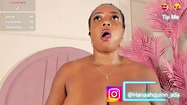 Snapshot of Hanaahquinn chatting on 02.18.26 Hanaahquinn online show from 02.18.26