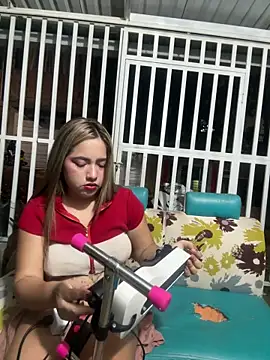 lunaxxx 69 online show from 04.17.26