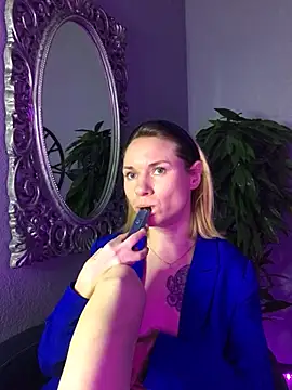 EmmaGallen online show from 03.16.25