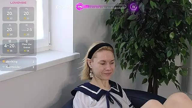 EmmaGallen online show from 10.10.25