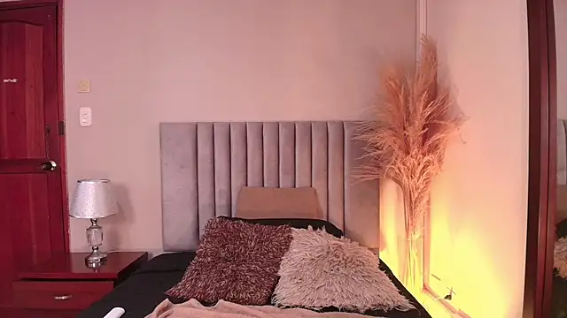 ThaliaHarlow online show from 09.18.25