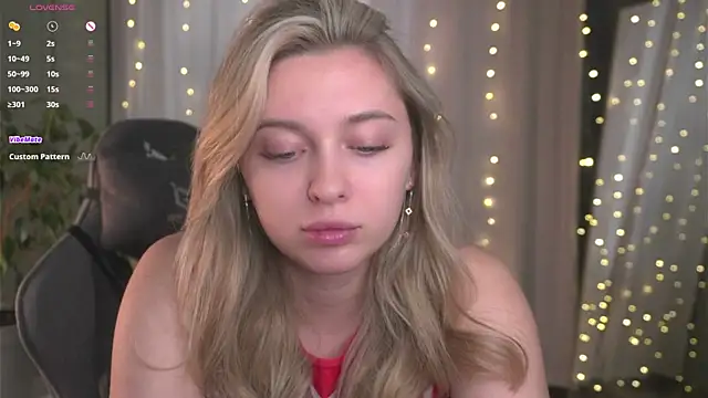 christie luv online show from 01.11.26